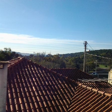 Typical Small House Near Lisbon Oeiras Exterior photo